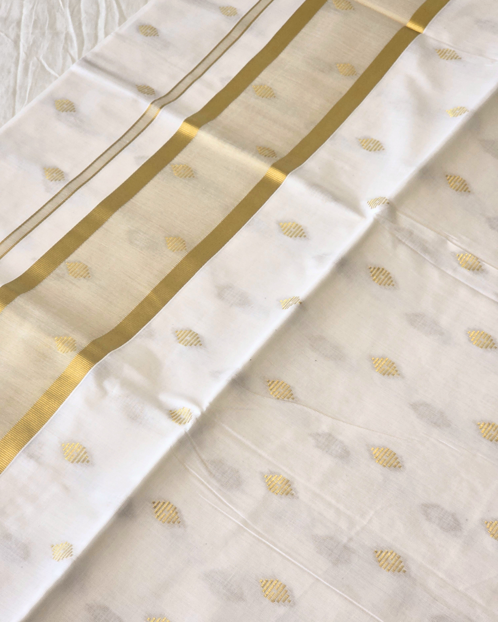 Balaramapuram Kaithari - 100% Organic Cotton Kasavu Saree
